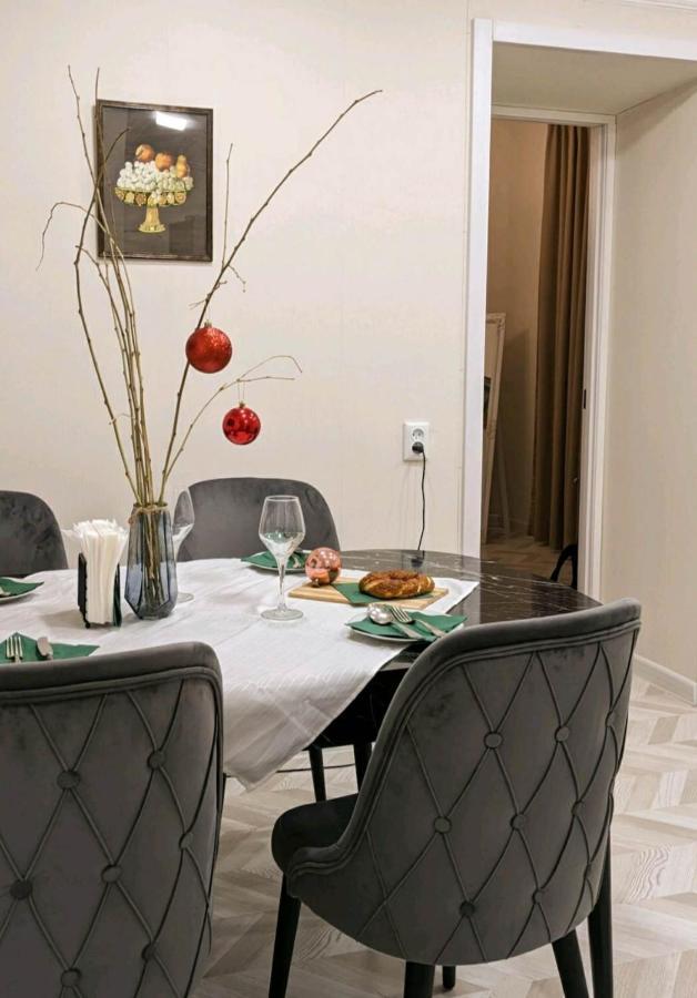 Old Town-Booking Apartment Тбилиси Екстериор снимка