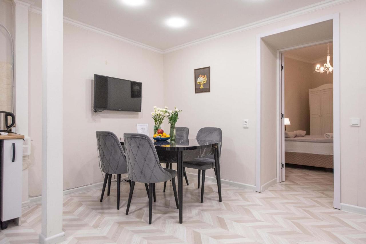 Old Town-Booking Apartment Тбилиси Екстериор снимка